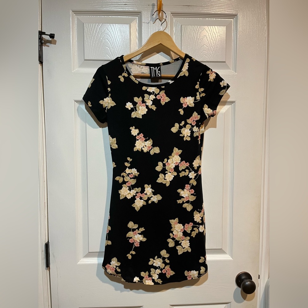 TMG New York bodycon floral dress
